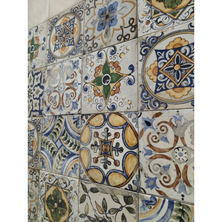 Centro Maiolica 20x20