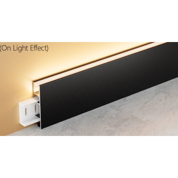 Must põrandaliist LED 80mm PLUA80BL